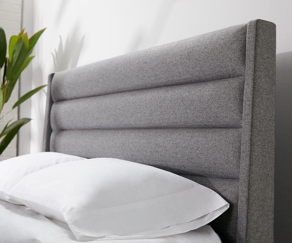 Letto contenitore imbottito Reed