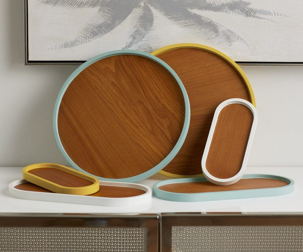 Vassoio ovale con finiture laccate