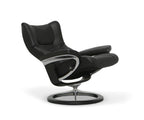 Poltrona reclinabile e poggiapiedi Stressless® Wing con base Signature - Nero