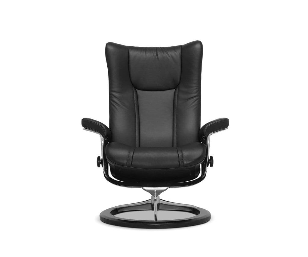 Poltrona reclinabile e poggiapiedi Stressless® Wing con base Signature - Nero