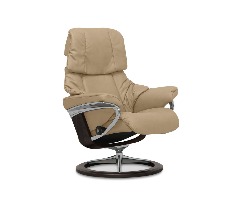 Poltrona reclinabile e poggiapiedi Stressless® Reno con base Signature - Sabbia