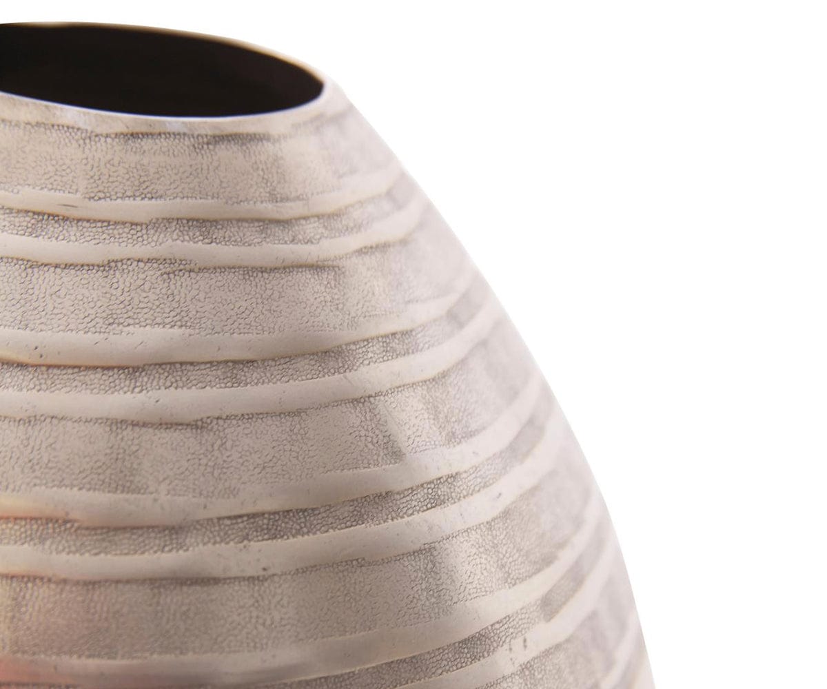 Piccolo vaso da champagne cesellato